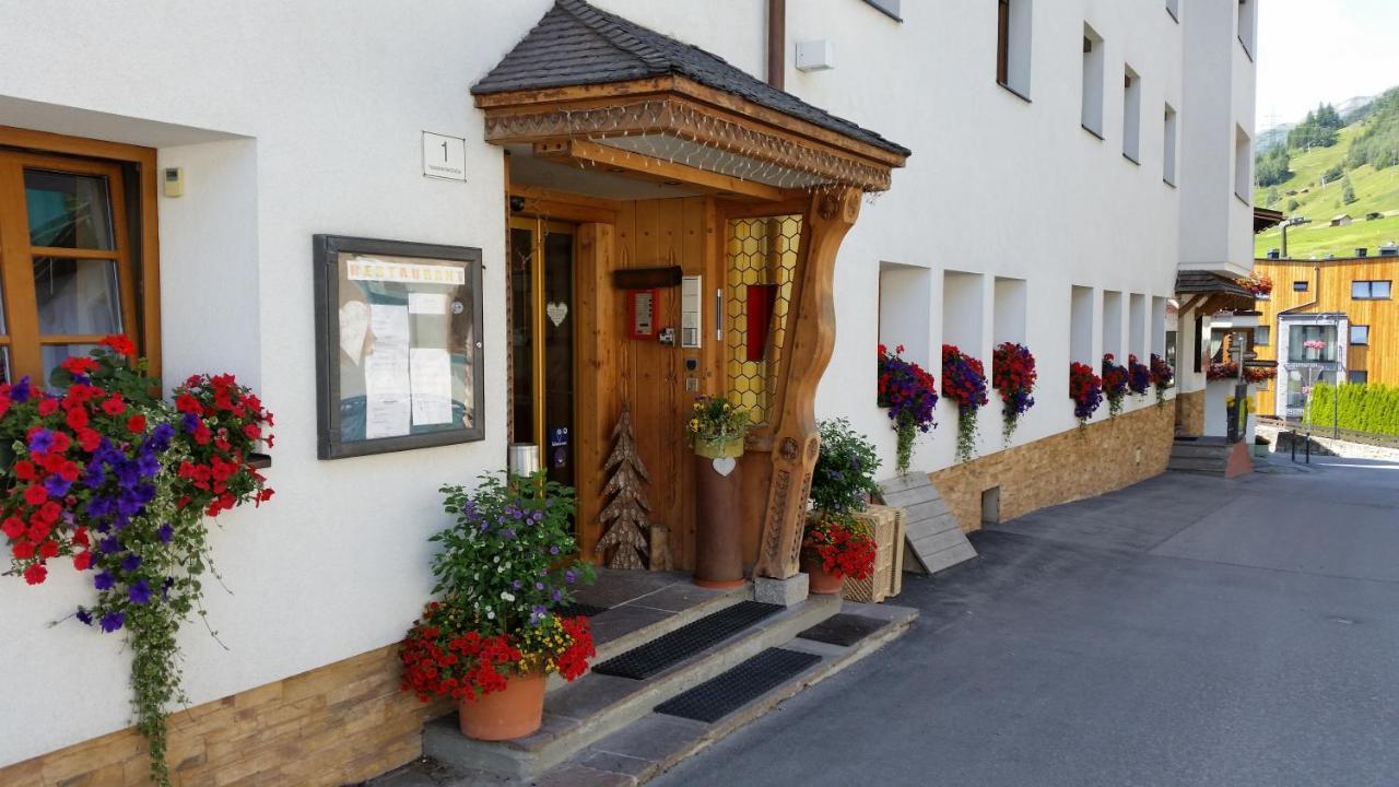 Hotel Nassereinerhof Sankt Anton am Arlberg Exterior foto